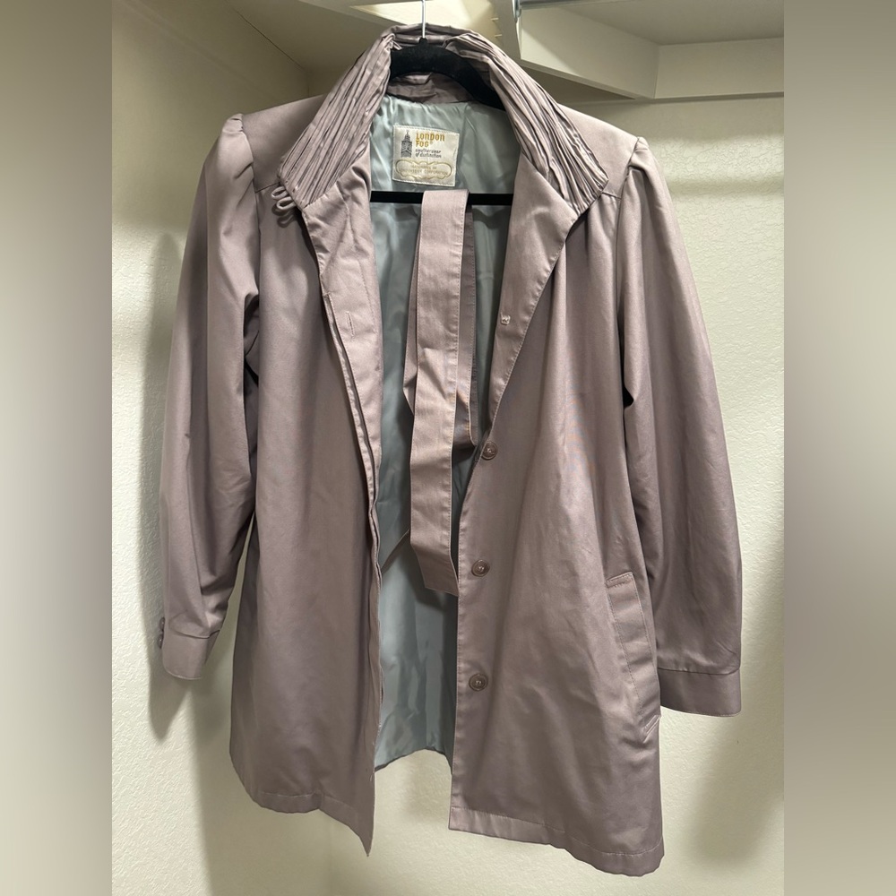 Vintage London Fog Ruched Collar -Pleated Collar Mid-Length Trench Taupe Gray